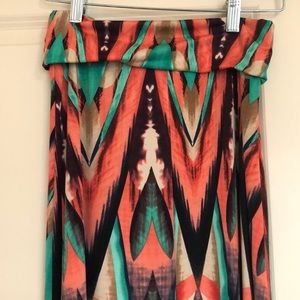 Patterned Maxi skirt size medium